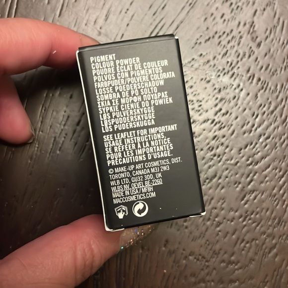 MAC Rose Pigment NIB Full Size - Picture 5 of 8